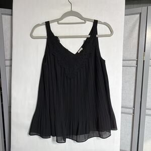 CHICO’S Coquette Black Sheer Lined Sleeveless Blouse With Lace Neckline - Size 0